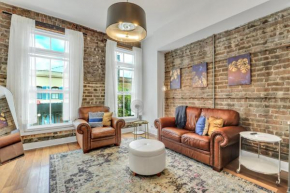 Lush Savannah Loft - Near Plant Riverside District